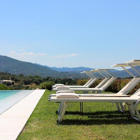 Albero Capovolto Bed & Breakfast กอลโฟอารันชี ภายนอก รูปภาพ
