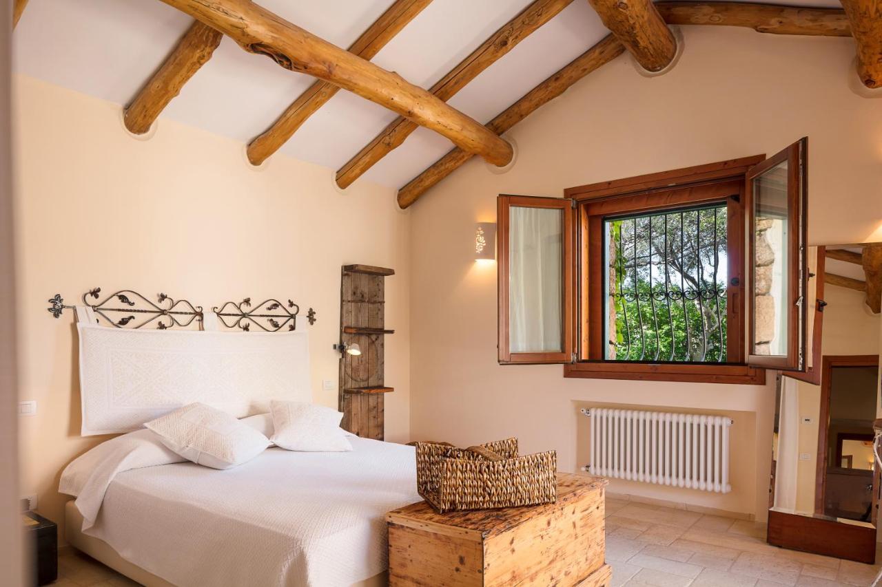 Albero Capovolto Bed & Breakfast กอลโฟอารันชี ภายนอก รูปภาพ