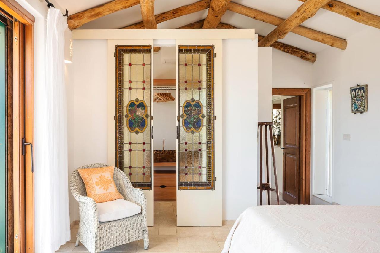 Albero Capovolto Bed & Breakfast กอลโฟอารันชี ภายนอก รูปภาพ