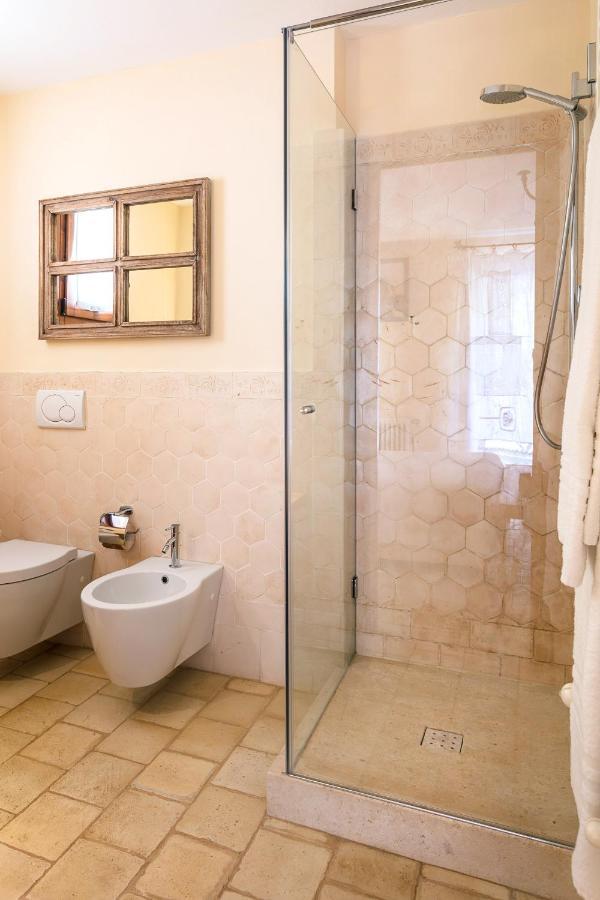 Albero Capovolto Bed & Breakfast กอลโฟอารันชี ภายนอก รูปภาพ