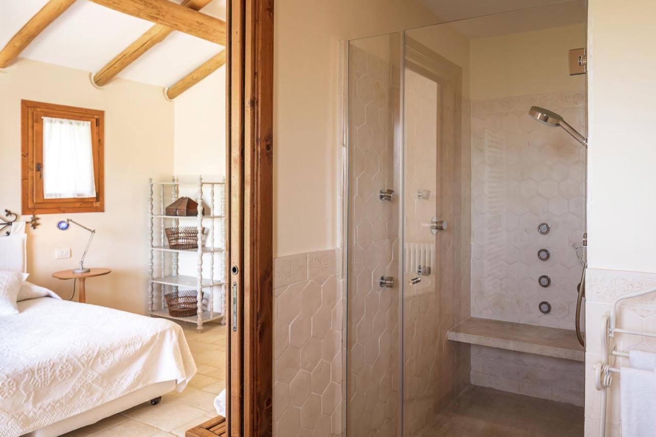 Albero Capovolto Bed & Breakfast กอลโฟอารันชี ภายนอก รูปภาพ