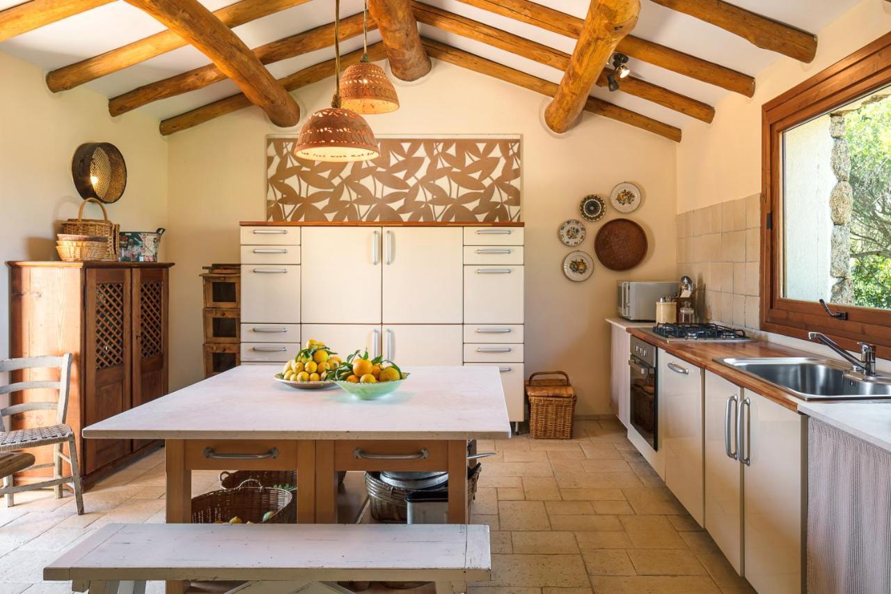 Albero Capovolto Bed & Breakfast กอลโฟอารันชี ภายนอก รูปภาพ